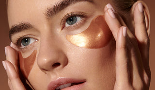 Comment appliquer des patchs contour des yeux ?
